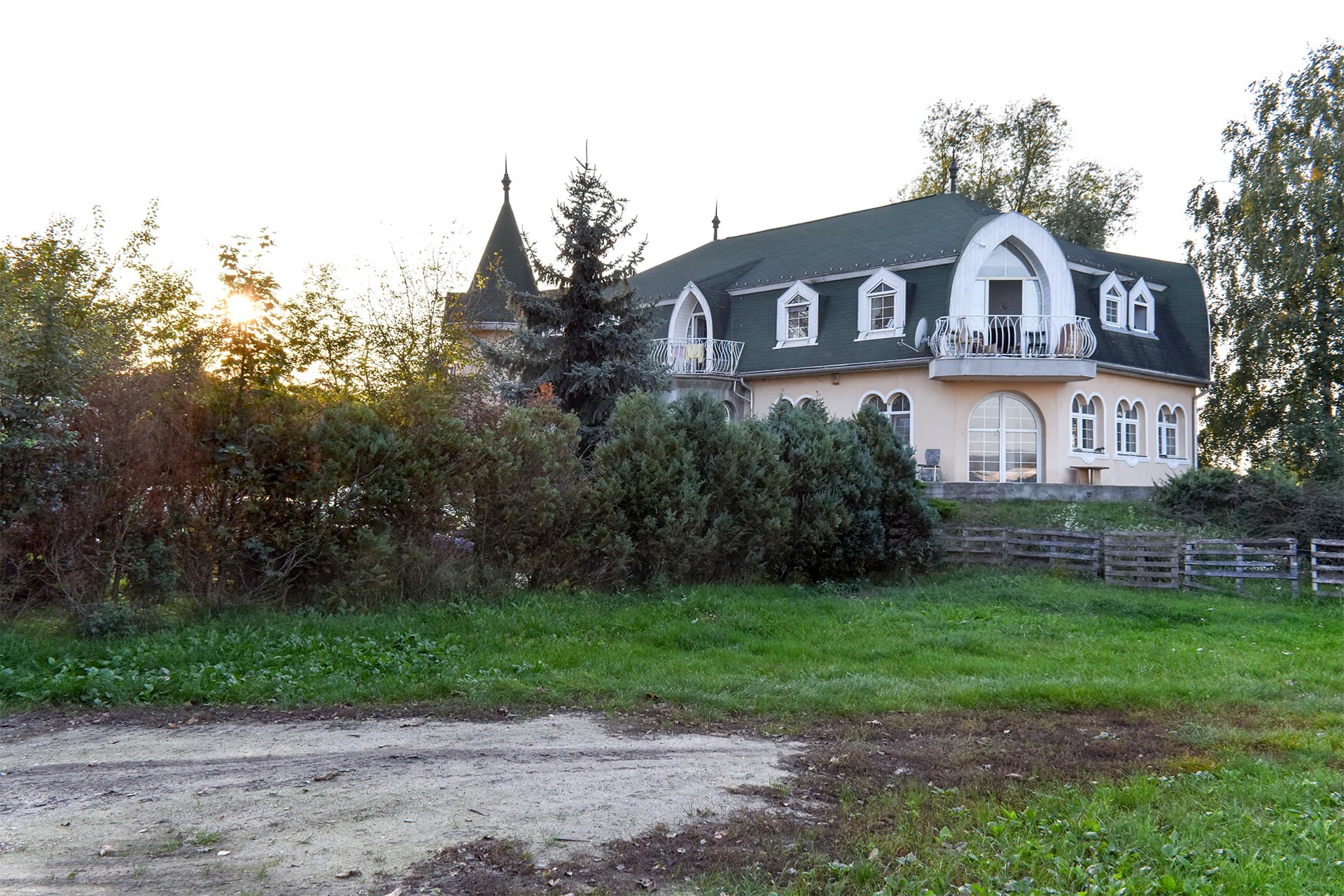 Januártól már zártkerti ingatlanokra is igényelhető az Otthon Start – ezt a kormány is megerősítette